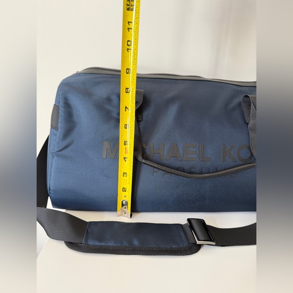 New Michael Kors Duffle Bag Gym Travel Blue 18*9 - Picture 8 of 12